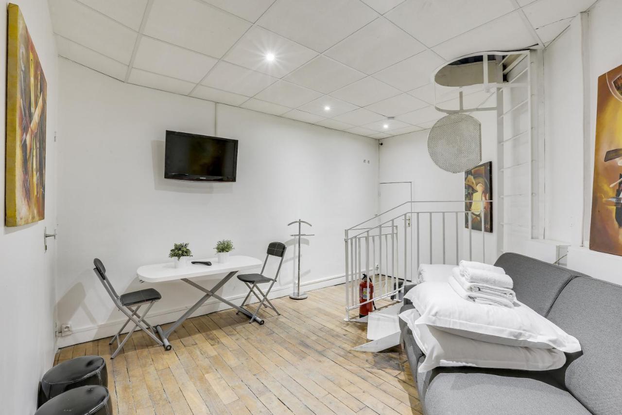 Triplex In Boulevard De Magenta By Guestready Apartment Paris Exterior photo